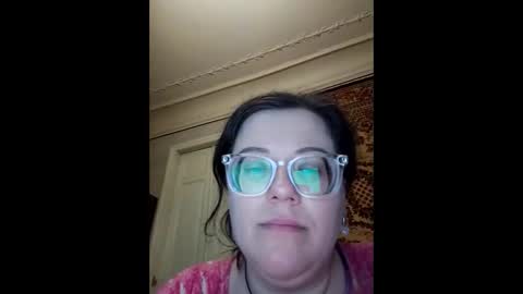 Marina online show from June 6, 9:32 pm