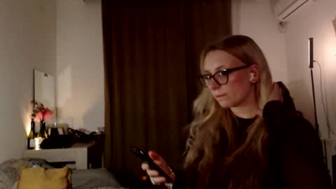 Liza online show from March 3, 10:49 pm