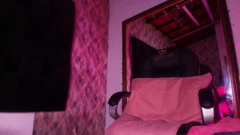 Snapshot of wensheng_ chatting on September 10, 7:36 pm WEN SHENG online show from September 10, 7:36 pm