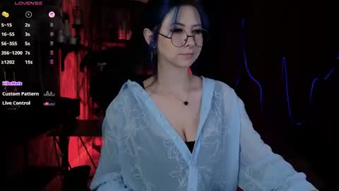 little girl who is always rightLisa online show from June 12, 3:03 am