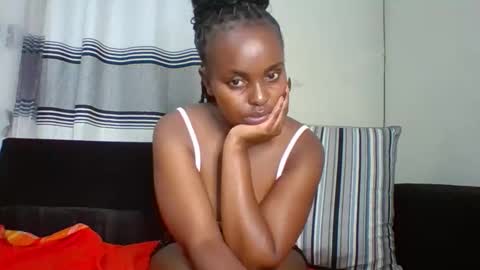 wet_coco online show from May 13, 10:04 pm