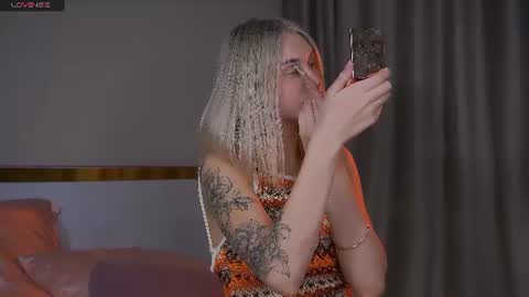 wet_land_ online show from June 17, 1:56 pm