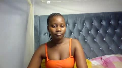 wet_pussieyy online show from August 6, 8:32 am