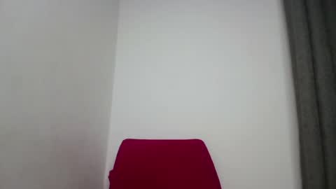 wet_pussieyy online show from July 24, 4:43 am