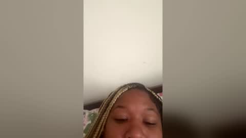 wetgyal22 online show from June 30, 5:01 pm