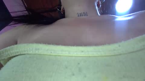 Snapshot of white_sexy_ chatting on March 6, 9:25 am white_sexy_ online show from March 6, 9:25 am