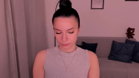 whoislulu online show from November 12, 11:58 pm