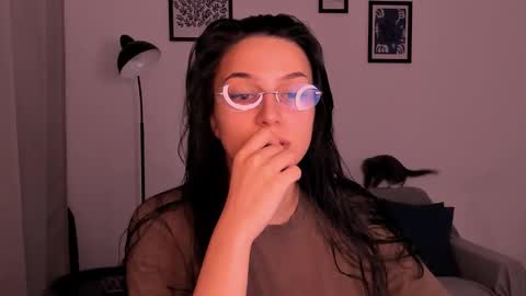 whoislulu online show from October 19, 7:05 pm