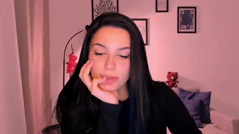 whoislulu online show from September 12, 6:59 pm