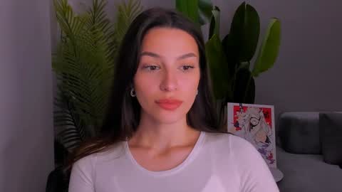 whoislulu online show from December 10, 4:49 pm