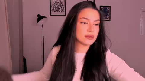 whoislulu online show from October 18, 6:53 pm