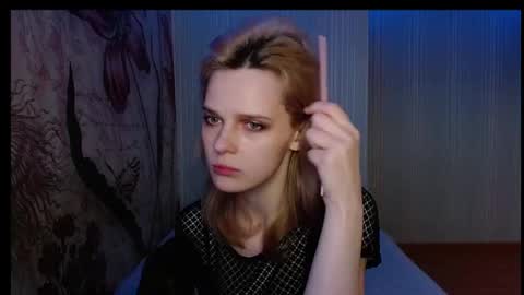 Snapshot of wicky_hey chatting on September 23, 3:04 am Victoria online show from September 23, 3:04 am