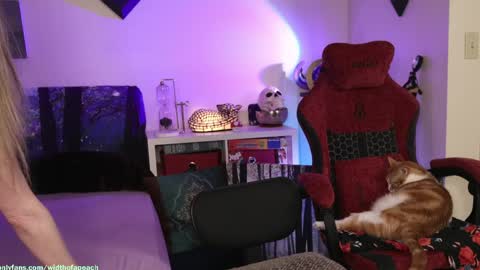 Gretchen online show from March 29, 4:44 am