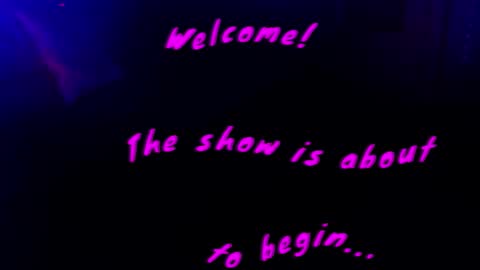 Snapshot of widthofapeach chatting on October 20, 4:59 am Gretchen online show from October 20, 4:59 am