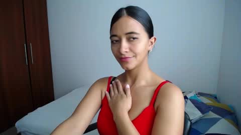 Ilauren online show from March 30, 8:19 pm