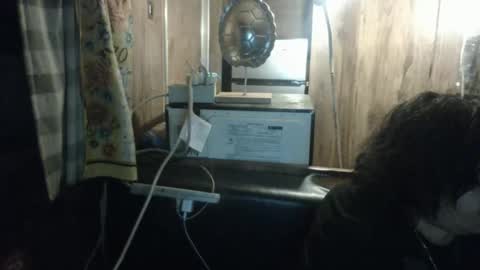 wigper online show from December 23, 4:05 am