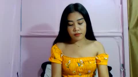 wild_doll69 online show from April 2, 4:59 pm