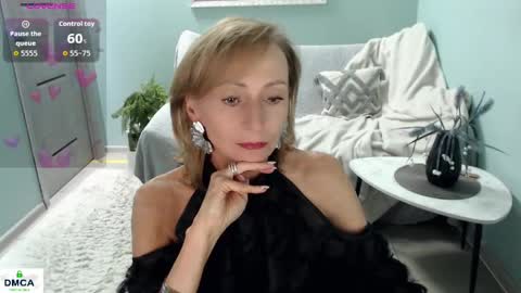Helen online show from May 15, 7:22 am