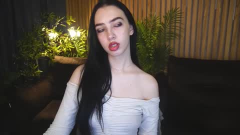 Alena online show from October 31, 7:12 am