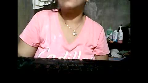 wildveron_205 online show from December 3, 8:22 pm