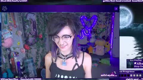 Snapshot of wildwylie chatting on September 10, 2:22 am Wylie Wanderlust online show from September 10, 2:22 am