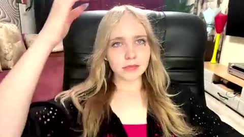 Anny online show from July 13, 11:22 am