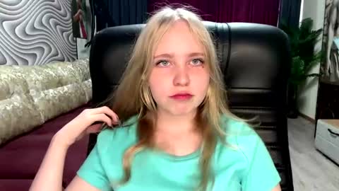 Anny online show from July 5, 11:27 am