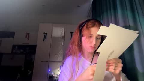 Alice online show from February 8, 2:54 pm