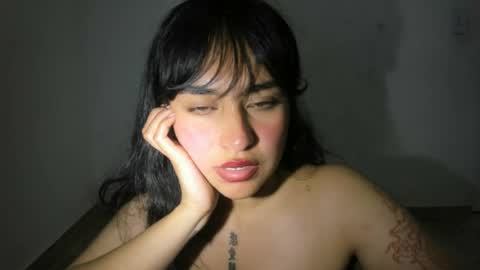 witch_3333 online show from July 7, 7:23 am