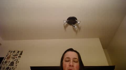 Annie online show from February 7, 5:31 am