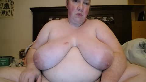 Annie online show from November 18, 8:48 am