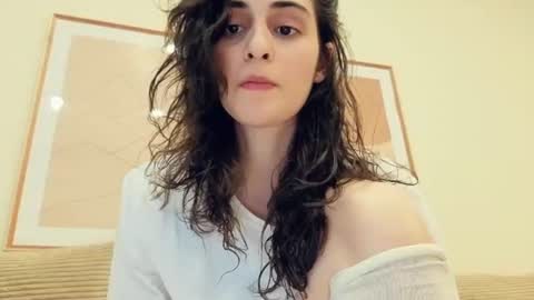 Stia online show from July 28, 1:10 pm