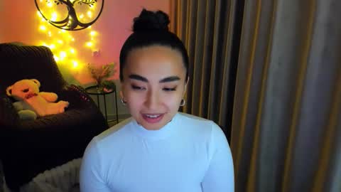 dudetta Kim online show from November 28, 3:48 pm