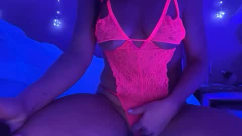 cum4me online show from February 1, 6:39 pm