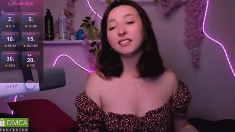 Sue online show from June 7, 8:48 pm