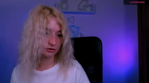 x_alexia_x online show from July 26, 9:17 am