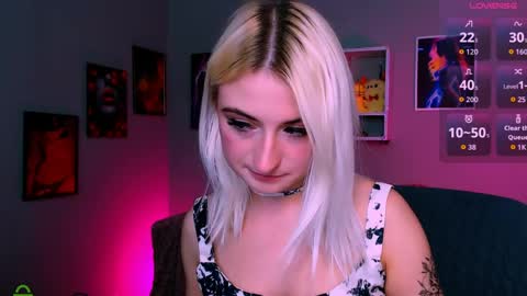 x_alexia_x online show from April 30, 8:03 pm