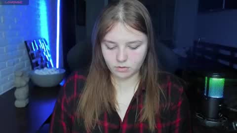 LOVE NERDS ONLY online show from March 4, 3:11 am