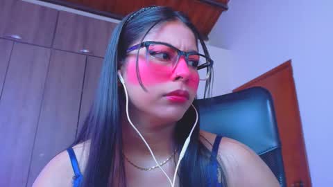 XALLYSONX online show from March 11, 12:20 pm