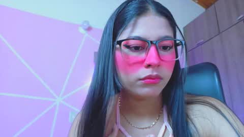 XALLYSONX online show from April 11, 11:36 am