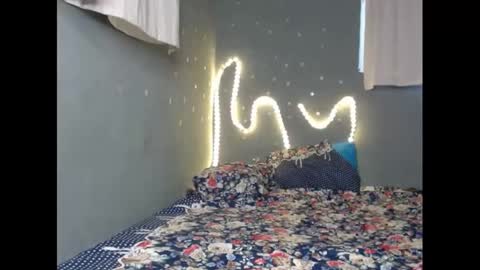 xcreamypussy online show from February 24, 7:42 am