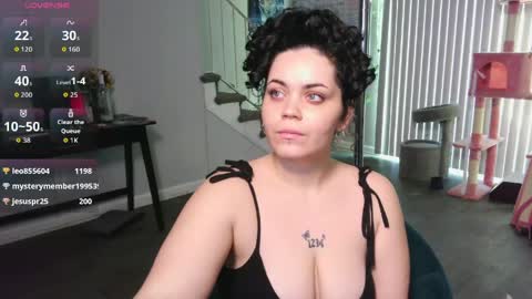 Goddess Xena online show from April 16, 9:39 pm