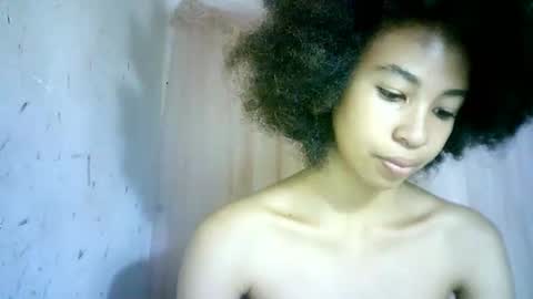 xenna610827 online show from March 12, 3:40 pm