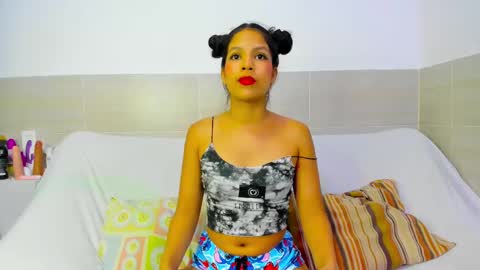 Snapshot of ximena__1 chatting on February 2, 4:26 am XIMENA 1 online show from February 2, 4:26 am
