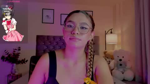 camila online show from February 19, 9:46 pm