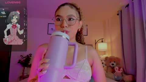 camila online show from June 7, 7:10 pm