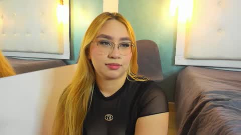   ximena  online show from November 6, 2:23 pm