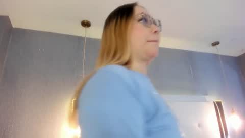   ximena  online show from July 6, 12:32 pm