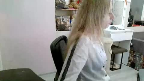 xMilagrosxs online show from June 11, 11:07 am