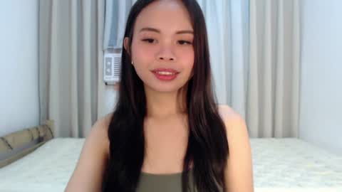 nathalie online show from June 21, 7:51 pm